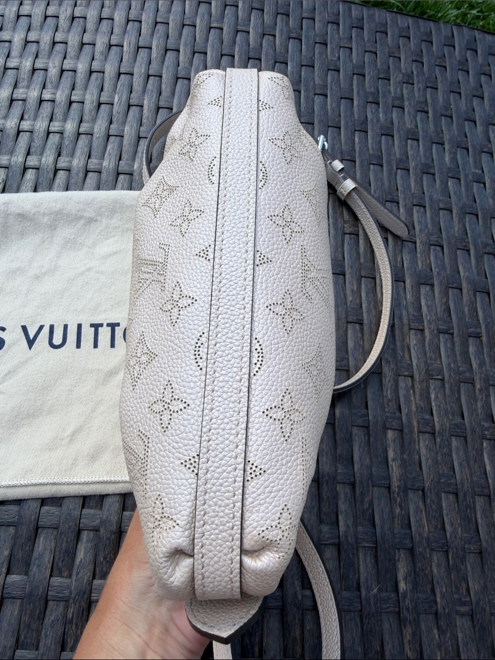 NWT Louis Vuitton Mahina Scala Mini Pouch - Picture 6 of 9